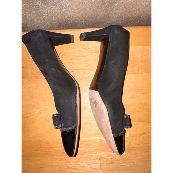 Stuart Weitzman Old Money Preppy  Suede Leather Cap Toe Bow Top Kitten Heels - Picture 2 of 8